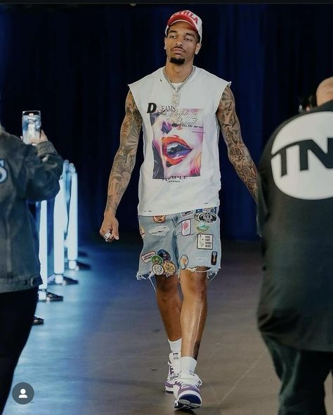 Pj Washington, League Fits, Cargo Shorts Outfit, Chris Brown Outfits, Male Fits, Chris Brown Pictures, Drip Fashion, Thug Style, Mens Shorts Outfits