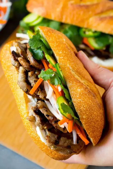 Recipes For Leftover Pork, Leftover Pork Recipes, Sandwich Inspiration, Leftover Pork Chops, Vietnamese Banh Mi, Vietnamese Street Food, Banh Mi Sandwich, Sandwich Sauces, Leftover Pork