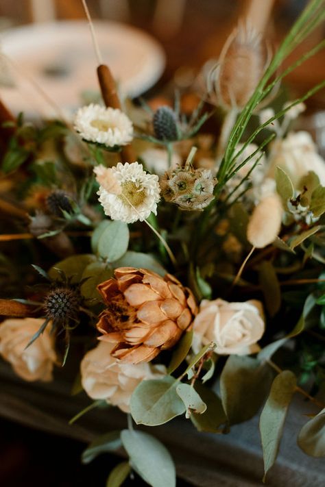 Wedding centerpiece with blue, sage green and white flowers at Rush Creek Yosemite. Earth tones flowers by Ash + Oak Katch Silva Green And Brown Flowers, Earth Tone Centerpieces, Earth Tone Wedding Palette, Earth Tone Flowers, Wedding Centerpiece Diy, Create And Cultivate, Earth Tone Aesthetic, Earth Tones Aesthetic, Copper Autumn