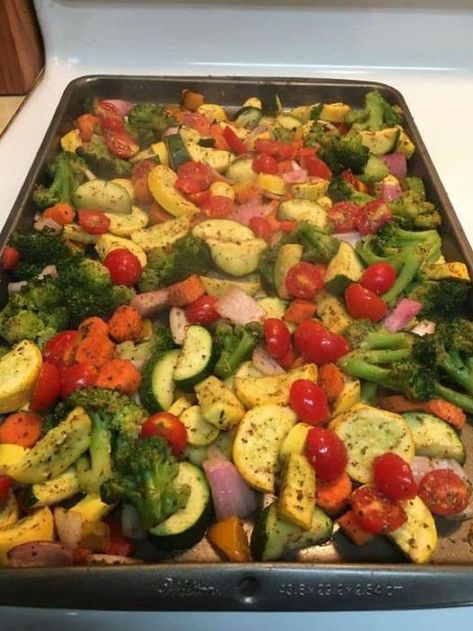 Roasted Vegetables Vegetable Medley Recipes, Roasted Vegetable Medley, Garlic Chicken Stir Fry, Roasted Vegetable Recipes, Vegetable Medley, Roasted Vegetable, Cooked Vegetables, Cooking Instructions, Roasted Veggies