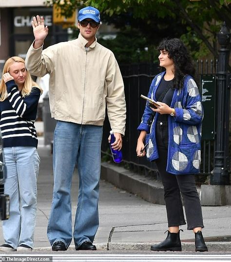 Jacob Elordi lays low in baseball cap and casual outfit in NYC ahead of the release of his new film Priscilla where he takes on iconic Elvis Presley | Daily Mail Online Jacob Elordi Golden Goose, Jacob Elordi Winter Outfit, Blue Cap Outfit Men, Jacob Elordi Long Hair, Cap Casual Outfit, Blue Cap Outfit, Jacob Elordi Outfits, Winter Fits Men, Cap Outfit Men