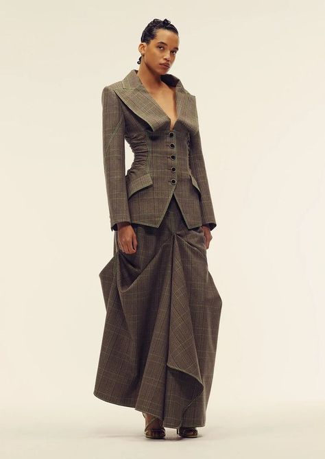 Christopher John Rogers Resort 2023 with Lara Menezes — Anne of Carversville Christopher John Rogers, Bridal Wardrobe, Resort 2023, Conceptual Fashion, Dior Fashion, Fashionista Clothes, Vintage Couture, Fashion Project, 2023 Collection