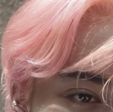 Pink Hair Guy Aesthetic, Male Pink Hair, Guy With Pink Hair, Man With Pink Hair, Pink Hair Men, Guys With Pink Hair, Pink Hair Guy, Genshin Impact Aesthetic, Impact Aesthetic