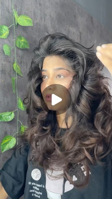 Curly Sock Hair, How To Curl Your Hair Using Socks, Heatless Curls Overnight Sock, Heatless Curls With Socks, Curls With Socks, Diy Heatless Curls, Curls With Bangs, Coffee Hair Color, Curlers For Long Hair