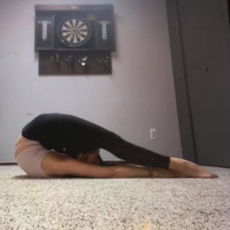 Her talent speaks for itself 💗💗 #kailialexis #kailia #kailiaposey #contortion #contortionist #talentandhardwork #passion #dance… | Instagram Contortionist Aesthetic, Kailia Posey, Contortionist Poses, Flexibility Photos, Contortion Poses, Dance Goals, Toddlers And Tiaras, Bus Graveyard, Pageant Girls