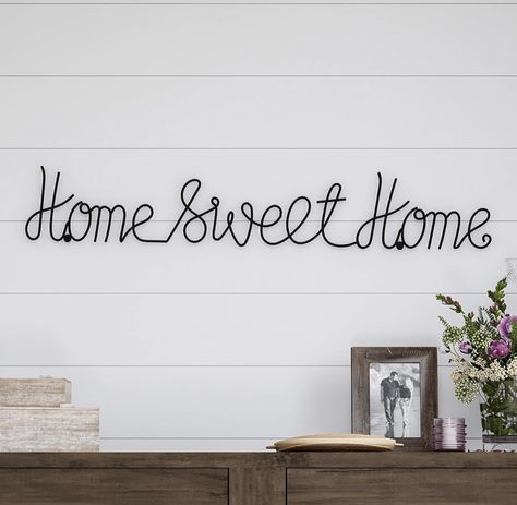 Wall Phrases, Home Sweet Home Sign, Vintage Farmhouse Style, Word Art Design, 3d Decor, Interior Design Themes, Word Wall Art, Metal Wall Hangings, Farmhouse Chic