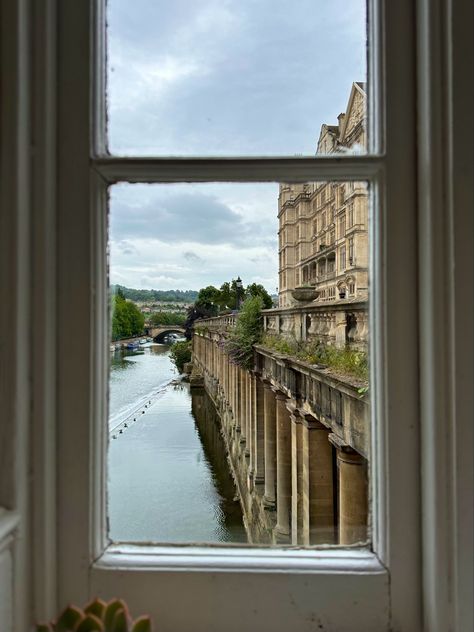 Bath Aesthetic England, Bath England Aesthetic, Aesthetic England, Fictional City, Bath Aesthetic, England Aesthetic, Life In The Uk, Bath Uk, Bath England