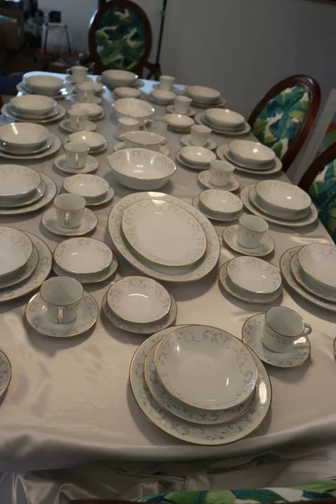 21 Most Valuable Vintage Noritake China Patterns Worth Money Noritake China Patterns Vintage, Noritake Dinnerware, Noritake China Patterns, Antique Dishes Collectible, Vintage China Patterns, Vintage Dishes Antiques, Fine China Tea Set, Fine China Patterns, Fine China Set