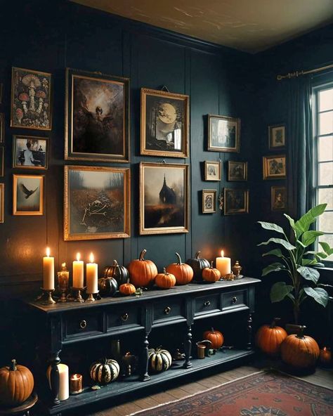 Outlander Aesthetic Home, Halloween Dark Academia, Scotland Autumn, Fun Halloween Outfits, Decorating With Pumpkins, Cosy Candles, Gothic Homeware, Appartment Decor, Moody Decor