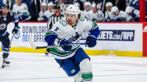 Tuesday fantasy hockey tips - NHL picks, matchups, more Check more at https://usasportsworld.com/tuesday-fantasy-hockey-tips-nhl-picks-matchups-more/ Hockey Tips, Fantasy Hockey, Vancouver Canucks, Sports News, Nhl, Vancouver, Hockey, Chicago, Baseball Cards