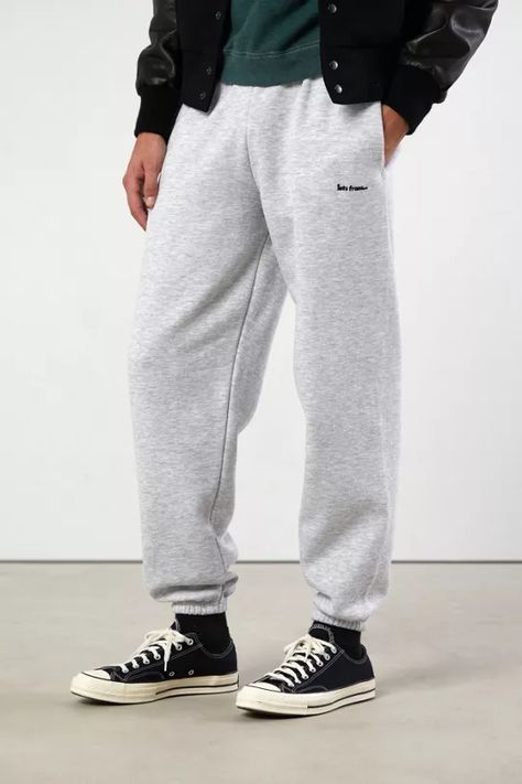 Men's Pants: Chinos, Joggers + More | Urban Outfitters | Urban Outfitters Jogger Pants Outfit, Pants Outfit Men, Grey Sweats, Black Men Street Fashion, Sweatpants Outfit, Men Street Fashion, Joggers Outfit, Outfits With Converse, Grey Joggers