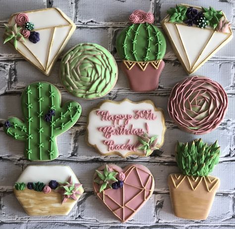 Cactus Cakes, Flowers Cookies, Cactus Cookies, Mexican Cookies, Cactus Cake, Themed Cookies, Cookie Business, Sugar Cookie Designs, Cookie Time