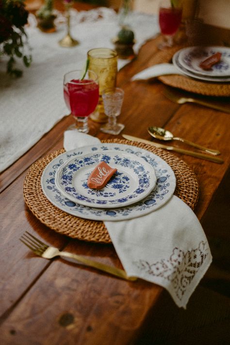 Mexican flair table setting in the sweetheart table.  #rustic#weddings#rusticrentals#vintagewedding Modern Mexican Tablescape, Sweetheart Table Rustic, Rustic Mexican Wedding, Mexican Table, Modern Mexican, Rustic Weddings, Table Set Up, Mexican Wedding, Sweetheart Table