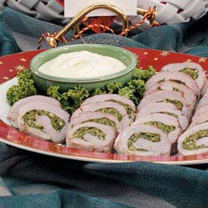 Pork+Pinwheels Pork Pinwheels Recipe, Pork Pinwheels, Kitty Couch, Stuffed Pork Loin, Pinwheels Recipe, Garlic Spinach, Roll Ups Recipes, Stuffed Pork, Pinwheel Recipes