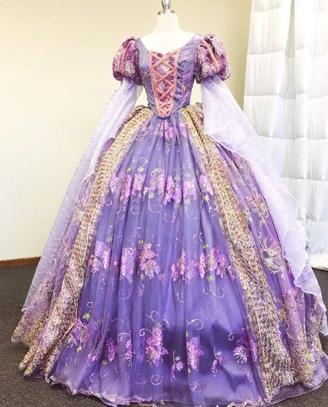 Rapunzel Costume, Rapunzel Dress, Costume Disney, Disney Princess Dresses, Princess Ball Gowns, Fantasy Gowns, فستان سهرة, Fairytale Dress, Disney Dresses