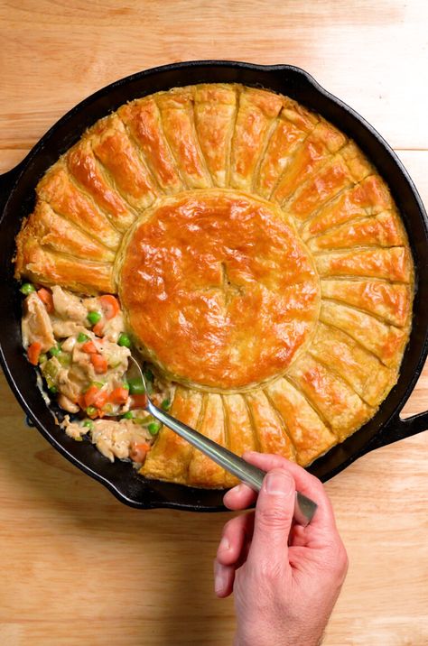 Vegan Chicken Pot Pie - Thee Burger Dude Pot Pie Vegan, Vegan Chicken Pot Pie, Vegan Pot Pie, Vegan Pot Pies, Vegan Chicken, Vegan Lunch Recipes, Frozen Puff Pastry, Vegan Eggs, Vegan Condiments