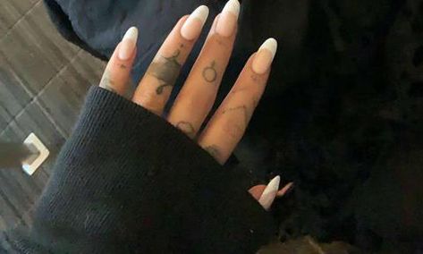 Nails French, Almond Nails, Ariana Grande, Almond, Nail Polish, Tattoos, Nails, White