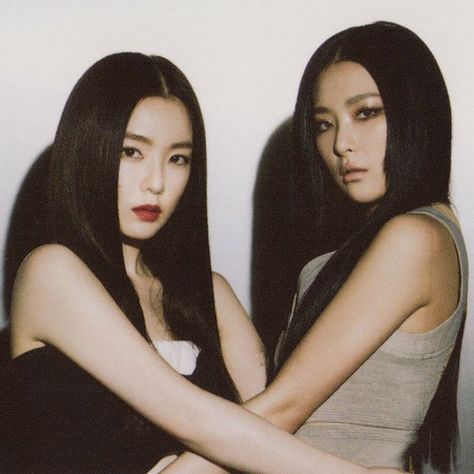 Irene And Seulgi Monster Photoshoot, Irene And Seulgi, Seulgi Photoshoot, Red Velvet Photoshoot, Irene Seulgi, Red Velvet Seulgi, Red Velvet Irene, Girl Cakes, Girl Gang