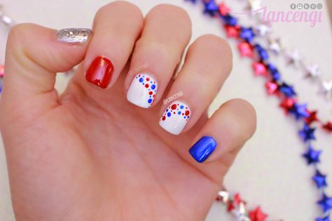 LancenGi: Easy Nail Art For Beginners - 4th of July Dotticure Easy Nail Art For Beginners, Nail Inspired, Patriotic Nails Design, Patriotic Nails, Usa Nails, Daily Nails, Fourth Of July Nails, Art For Beginners, Sassy Nails