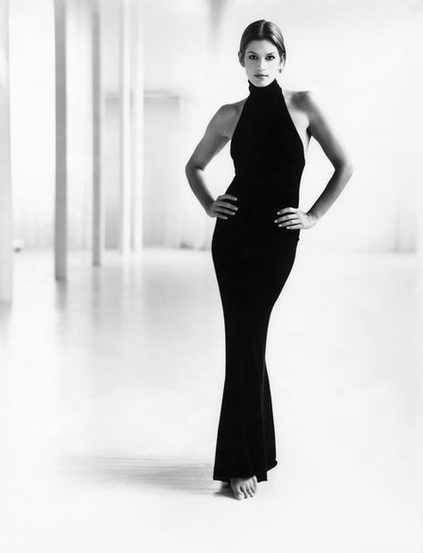 Cindy Crawford Photo, Arthur Elgort, Kiko Mizuhara, Ellen Von Unwerth, Christy Turlington, Elegante Casual, Cindy Crawford, Long Black Dress, Moda Vintage