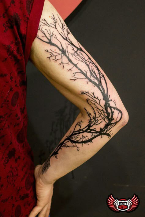 Arm Cover Up Tattoos, Tree Tattoo Forearm, Botanical Tattoos, Roots Tattoo, Abstract Art Tattoo, Nouveau Tattoo, Forarm Tattoos, Tree Tattoo Designs, Vine Tattoos