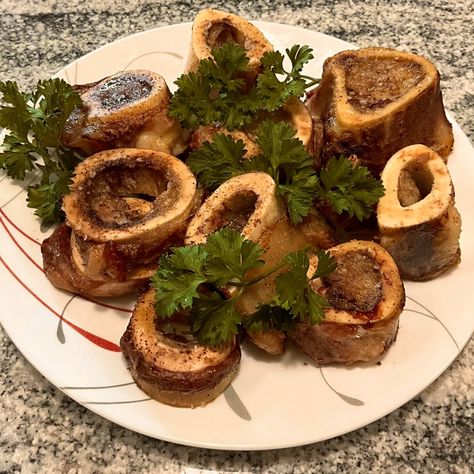 Roasted Beef Bone Marrow How To Make Bone Marrow, Roasted Marrow Bones, Marrow Bones Recipe, Bone Marrow Recipe Roasted, Bone Marrow Recipe, Beef Bone Marrow, Marrow Recipe, Beef Marrow Bones, Roasted Bone Marrow