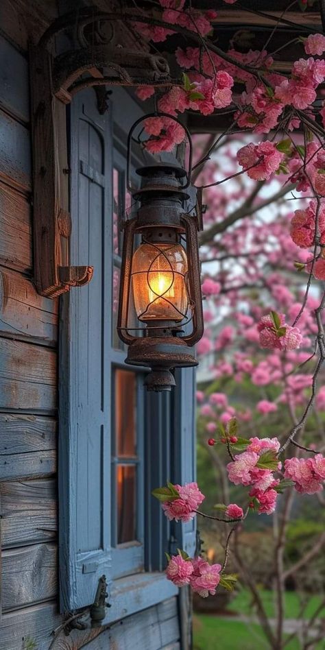 Porch Light Fixtures, Spring Porch Decor, Wonderful Picture, Lanterns Decor, Porch Lighting, Porch Decorating, Beautiful Landscapes, Beautiful Images, Ramen