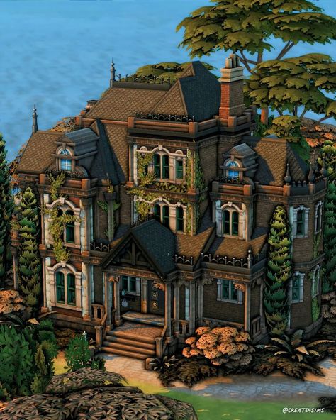 Sims Vintage House, Sims 4 Ravenwood House, Sims 4 Estate Houses, Old Style Houses, Sims 4 Ravenwood Build, Sims4 Gothic House, Sims 4 Legacy House, Sims 4 Gothic Cottage, Sims 4 Forgotten Hollow