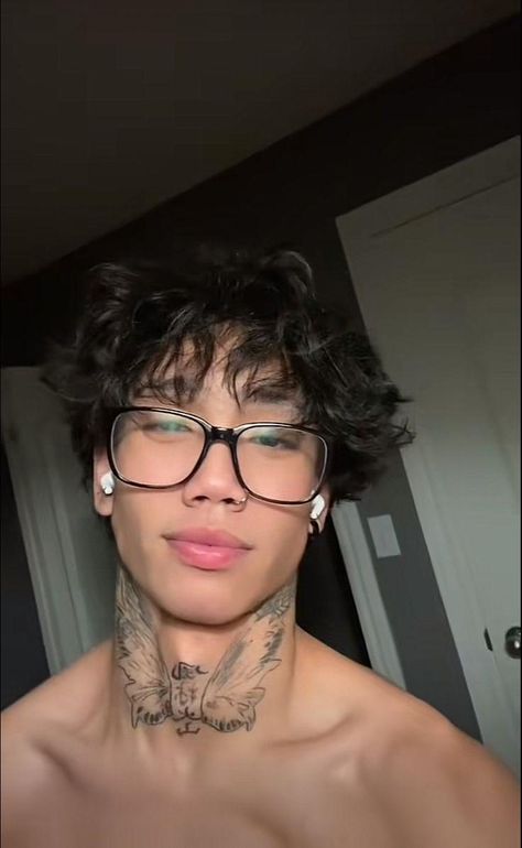 Asain Boy Hair, Hot Boyfriend Haircut Black, Latino Asian Men, White Guys With Black Hair, Hot Asian Men With Curly Hair, Long Tongue Guy, Fine Korean Men, Asian Guys With Tattoos, Fine Asian Guys