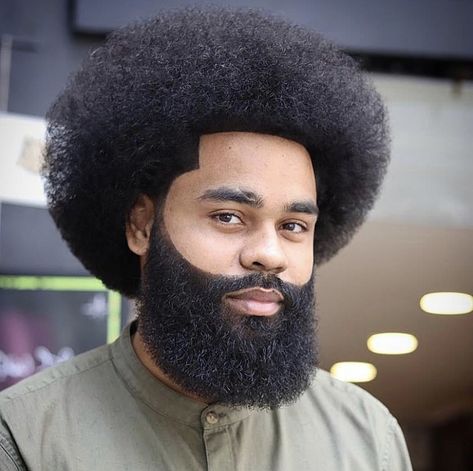 Beard Styles For Men Black, Taper Fade With Beard, Taper Fade Afro, Afro Fade, Black Men Beard Styles, Big Afro, Afro Hairstyles Men, Black Hair Cuts, Beard Fade