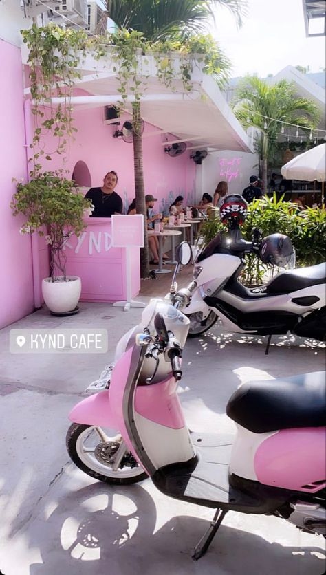 Kynd Cafe Bali, Kynd Bali, Pink Cafe, Bali, Cafe, Pink