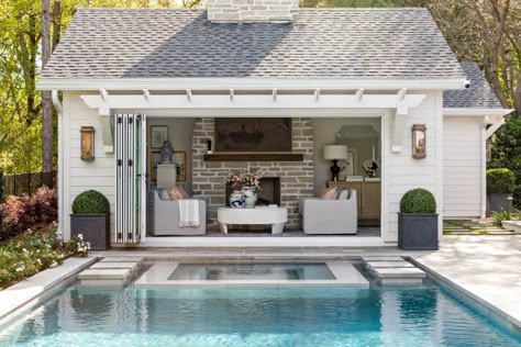 30 Stunning New Pools and Poolscapes Cottage Style Pool House, Prefab Pool House With Bathroom, Pool House Garage Combo, Inside Pool House Ideas, Pool Cabana With Bathroom, Brick Pool House, Pool House Interior Ideas, Small Pool Cabana, Pool House Guest House Combo