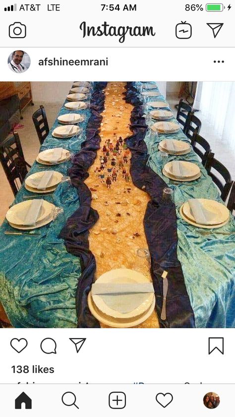 Passover Decorations Table Settings, Table Settings Dinner, Passover Table Setting, Passover Seder Table, Passover Crafts, Seder Table, Passover Table, Passover Decorations, Passover Seder