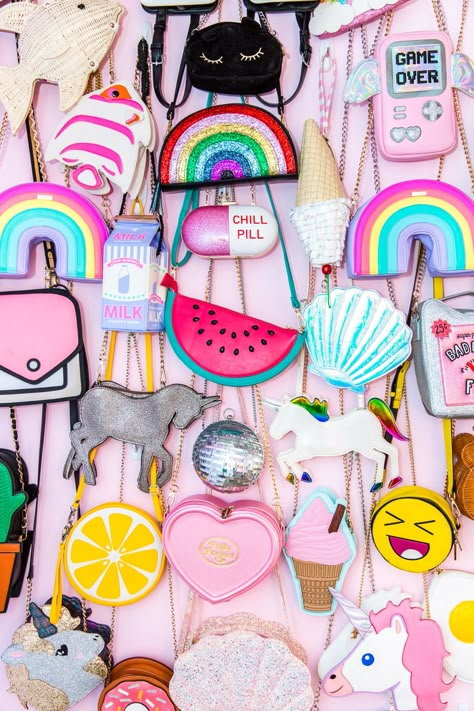 Cute Mini Backpacks, Colorful Apartment, Kawaii Bags, Girly Bags, Cute School Supplies, Novelty Bags, Polly Pocket, Cute Purses, Cute Bags