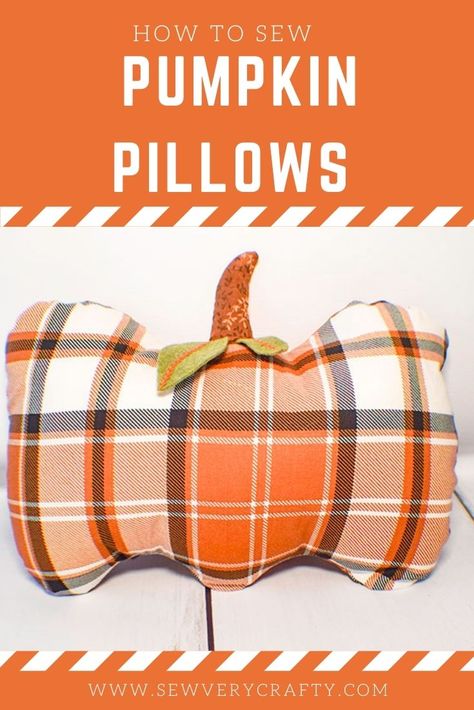 Sew A Pumpkin, Fall Pillows Diy, Diy Throw Blankets, Fall Sewing Projects, Tutorial Sewing, Pumpkin Pillow, Diy Sewing Gifts, Diy Pillow Covers, Halloween Sewing