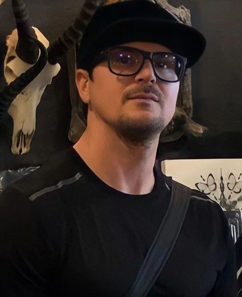 Ghost Adventures Funny, Ghost Adventures Zak Bagans, Zak Bagans, Ghost Adventures, L Love You, Forever Me, Love You Forever, Baby Love, Good Night