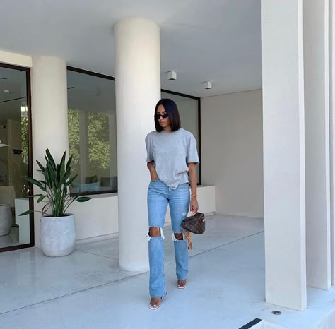 Jeans Street Style Aesthetic Summer, Emily Sanders, Charlotte Emily, Mode Inspo, Looks Chic, Looks Style, Mode Inspiration, Outfits Casuales, Cute Casual Outfits