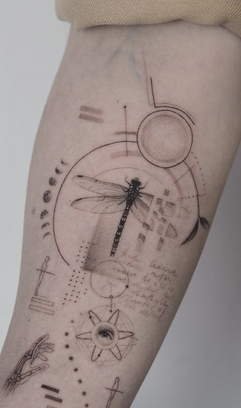 Nature Concept Tattoo, Concept Style Tattoo, Event Horizon Tattoo, Circular Tattoo Designs For Men, Geometric Line Tattoo Minimalist, Relativity Tattoo, Enneagram Tattoo, Compass Back Tattoo, Sketchwork Tattoo