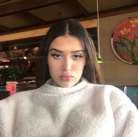 Melanie Marie, Instagram Names, Turtle Neck