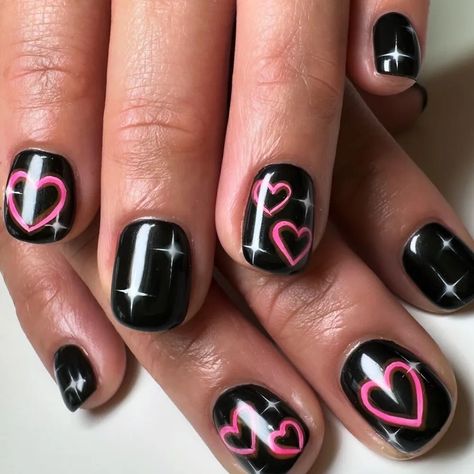 Nail Designs Goth, Goth Nails Short, Short Goth Nails, February Nails, Goth Nails, Short Nail, Short Nail Designs, Nails Short, Simple Nails