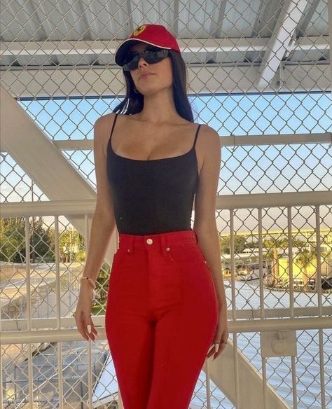 Maya Alatorre, Ferrari Girl, Modeling Outfits, Race Outfit, Lauren Asher, Rockstar Style, Race Day Outfits, Beer Outfit, Bella Hadid Outfits