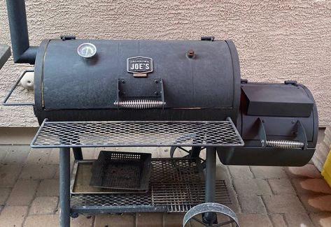 Oklahoma Joe’s Highland Offset Smoker and Grill Review Oklahoma Joe Smoker, Offset Smoker, Pellet Grills, Baby Back Ribs, Grill Cover, Charcoal Grill, Oklahoma, Grilling, It Cast