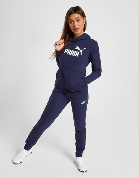 Puma Tracksuit Women, Hilfiger Outfits, Puma Tracksuit, Puma Outfit, Puma Shop, Basket Style, Make An Impact, Style Sportif, Puma Women