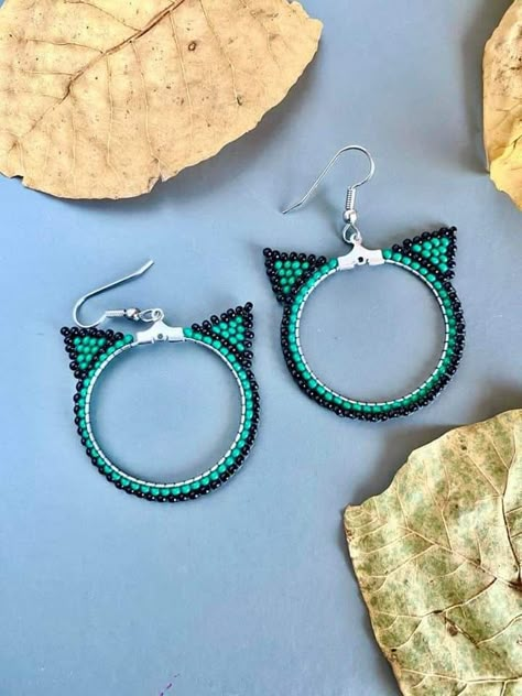 Beaded Black Cat Earrings, Cat Beaded Earrings, Beaded Cat Earrings, Beaded Cat, Mirror Earrings, Seed Bead Jewelry Patterns, Beaded Jewelry Earrings, Beaded Earrings Diy, Diy Jewelry Unique