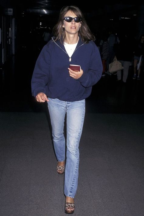 Liz Hurley Circa 1990 Is so on Trend for Now 1990 Style, 90s Street Style, Outfit 90s, Style Muse, 90s Outfit, Grunge Look, Jane Birkin, 90s Style, Moda Vintage