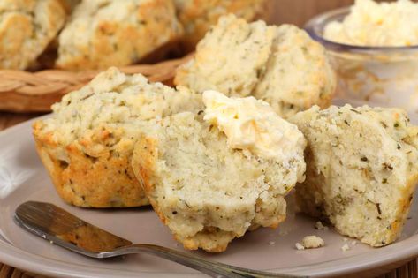 Parmesan Herb Biscuit Mix Wine Biscuits, Flaky Biscuits, Biscuit Mix, Beer Bread, Quick Bread, Muffin Recipes, Homemade Bread, Om Nom, Delicious Food