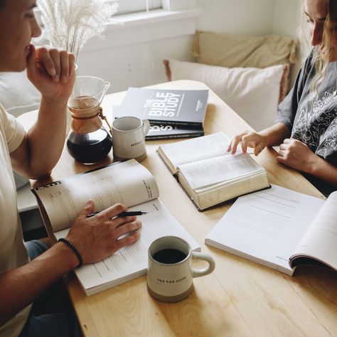 Studying Couple Aesthetic, Family Bible Study Aesthetic, Couple Studying Aesthetic, Couples Reading The Bible Together, Bible Study Photography, Studying Together Couple, Bible Study Couple, Couple Bible Study Aesthetic, Study Date Couple