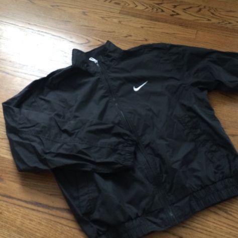 Black Nike windbreaker Men's size medium, this nike wind breaker is in excellent condition, has two front pockets and a back pocket. Nike Jackets & Coats Photographie Indie, Sport Jacket Men, Black Windbreaker, Nike Windbreaker, Wind Breaker, Black Nike, Athletic Outfits, Only Fashion, Nike Outfits