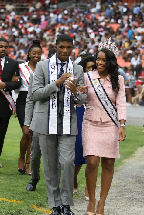 Hbcu Queen Campaign Ideas, Howard University Outfit, Hampton University Aesthetic, Howard University Aesthetic, Howard University Homecoming, Howard Aesthetic, Bison Board, Hbcu Life, Dillard University