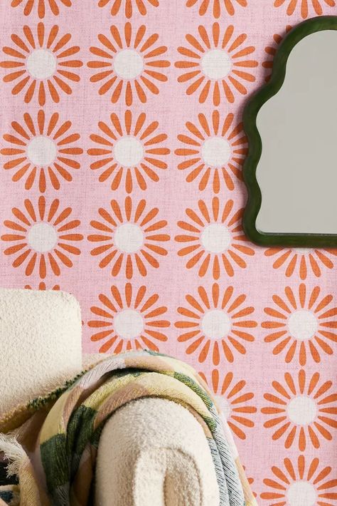 Retro Daisy, Stick On Wallpaper, Daisy Pattern, Retro Wallpaper, Mirror Wall Art, Retro Wall, Retro Aesthetic, Retro Floral, My New Room